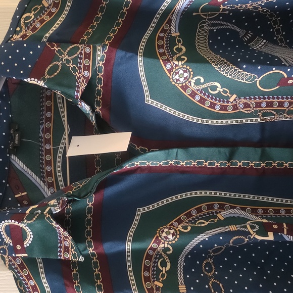 Ann Taylor Chain Link Print Satin Essential Shirt - Picture 5 of 5